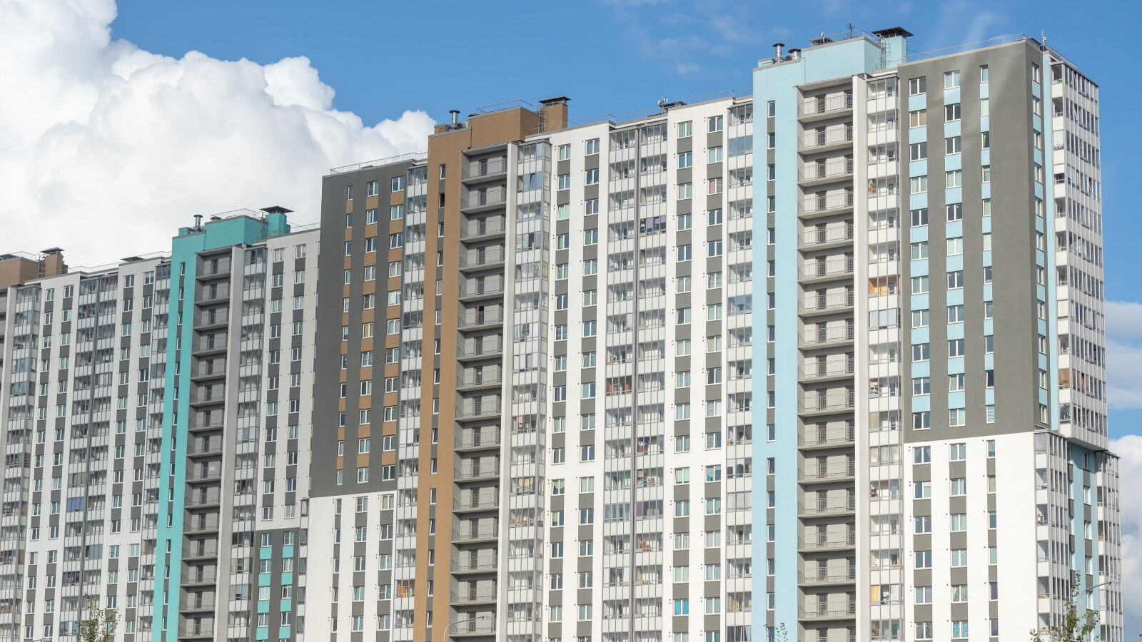 Сезонный спад на рынке новостроек