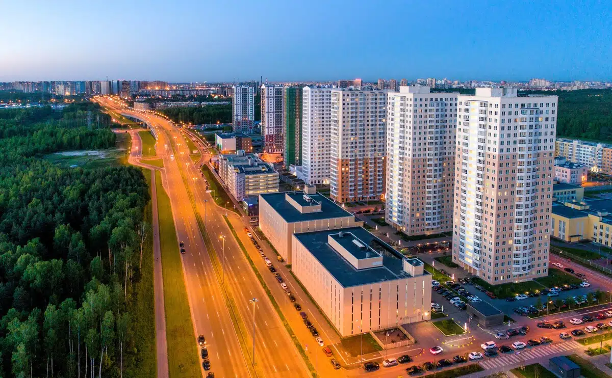 ЖК «Новоорловский» в Санкт-Петербурге: квартал у лесопарка с собственной инфраструктурой