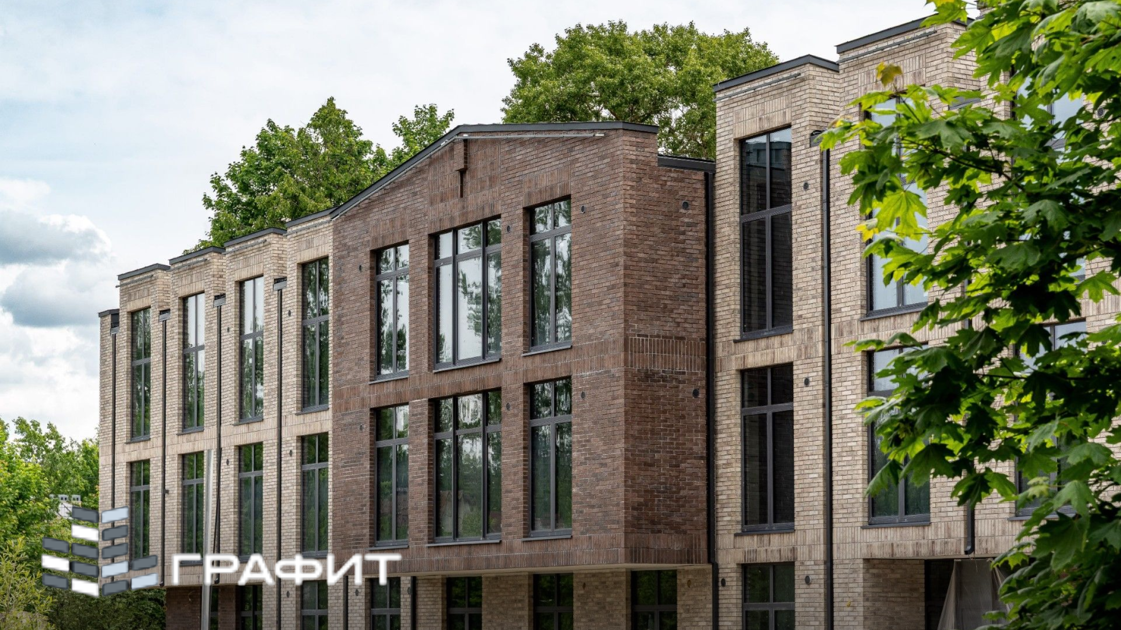 Застройщик «Графит» — строительство жилых комплексов в Санкт-Петербурге